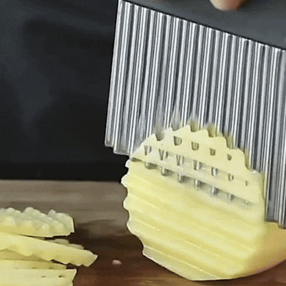 Coupe Légumes Ondulé | EasyCut™ EasyCut demonstration coupe pomme de terre - Cuisinezchezvous.com