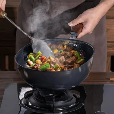 Poêle fer carrée manche bois détail assemblage - Cuisinezchezvous.com