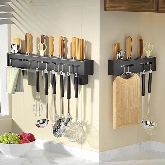 Porte couteau mural noir vec planche à découper en bois - Cuisinezchezvous.com